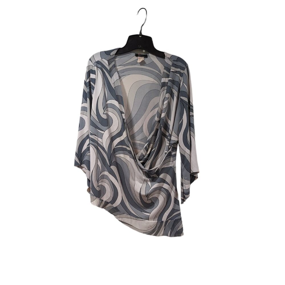 Persona Designs Gray & White Abstract Thin 3/4 Sleeve Low V-neck Wrap Blouse